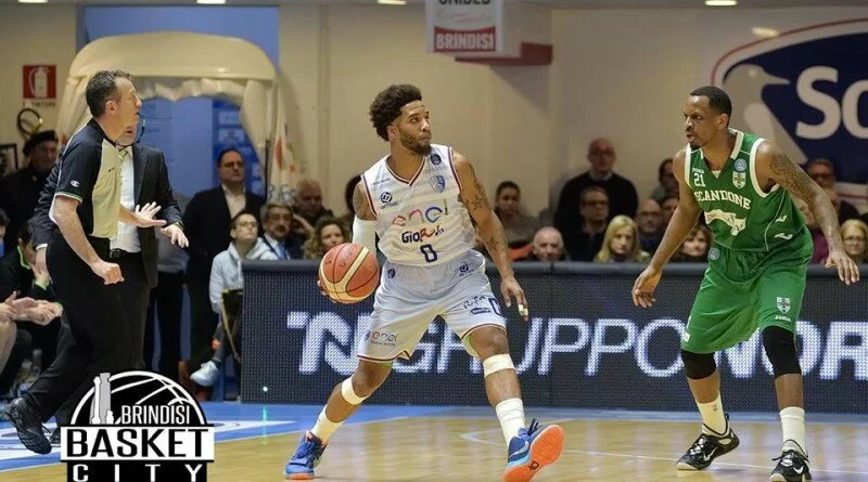 Enel Brindisi works on the renewal of Adrian Banks’ contract